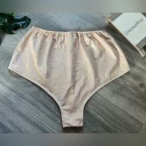 Daisydaydreamz Gold Holographic Iridescent Brazilian Rave Festival ShortS Sz XL